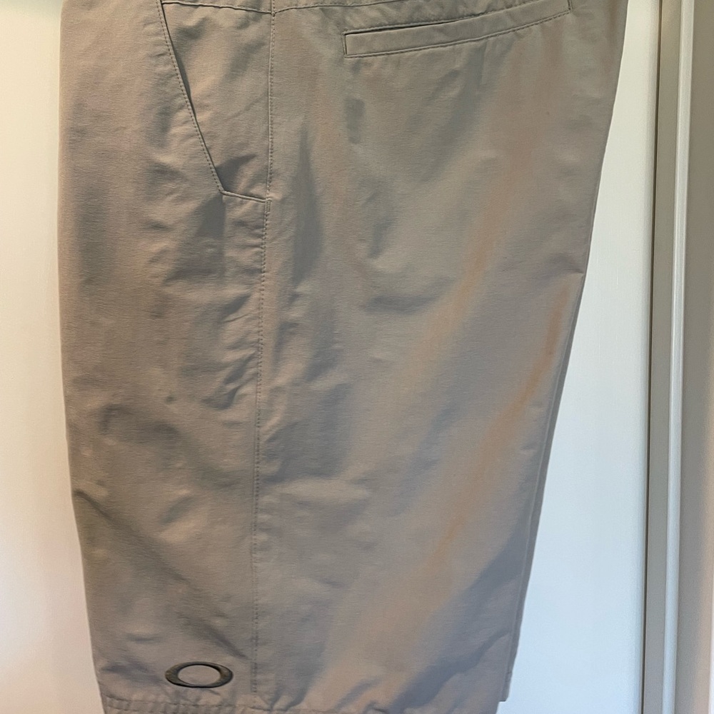 2 pair Oakley shorts, Great condition, size 34 for both